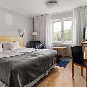 Economy King Room